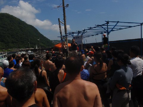 �ɓ������ʐ^�@�N���b�N�ő傫���Ȃ�܂�