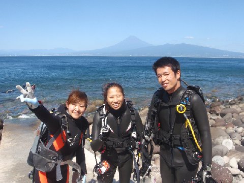 �ɓ������ʐ^�@�N���b�N�ő傫���Ȃ�܂�