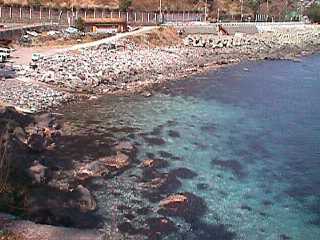 �V���̊C�̏�ԁ@���S�ɔg�̖�����ԁ@�����x���ǂ�